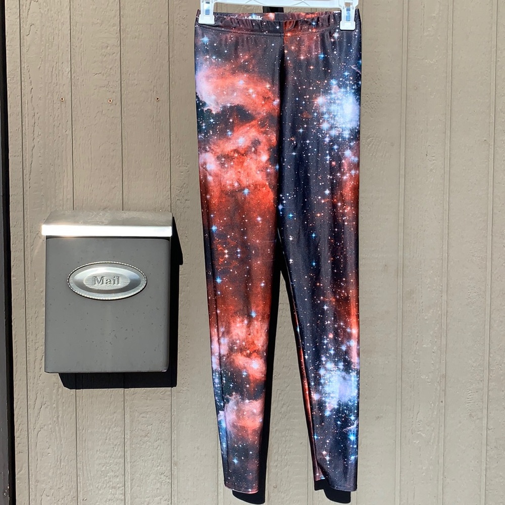 OUT OF THIS WORLD Galaxy Leggings